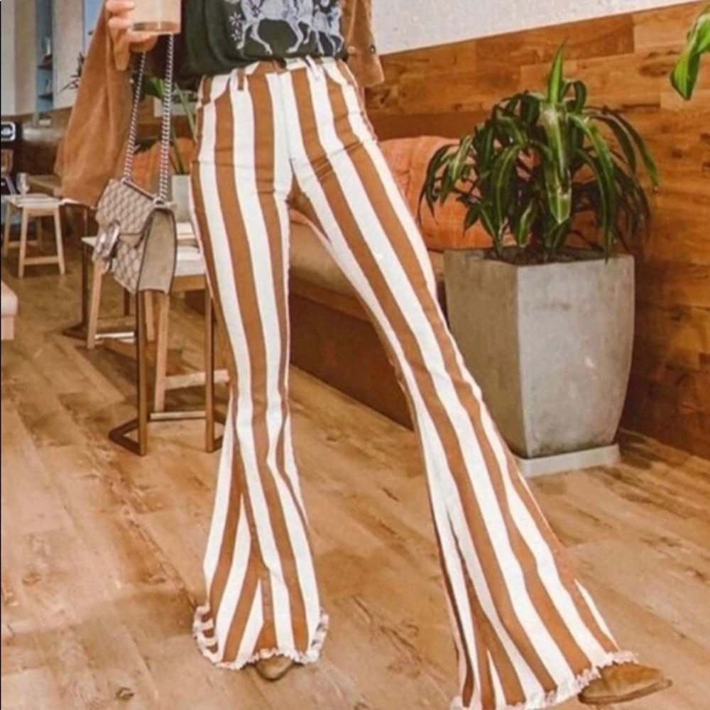 Flare jeans with stripes